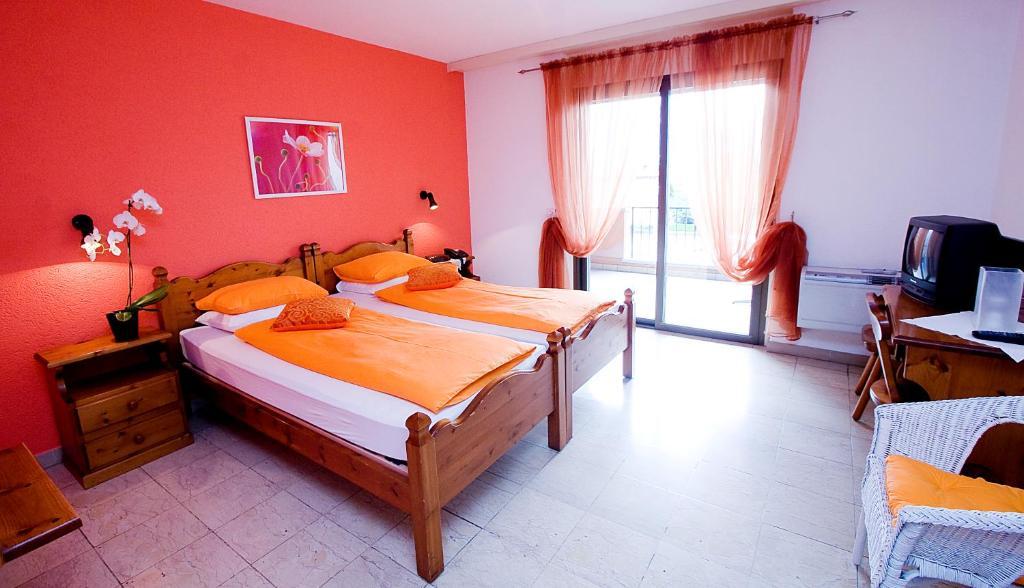 Hotel Elvetico Λοκάρνο Δωμάτιο φωτογραφία